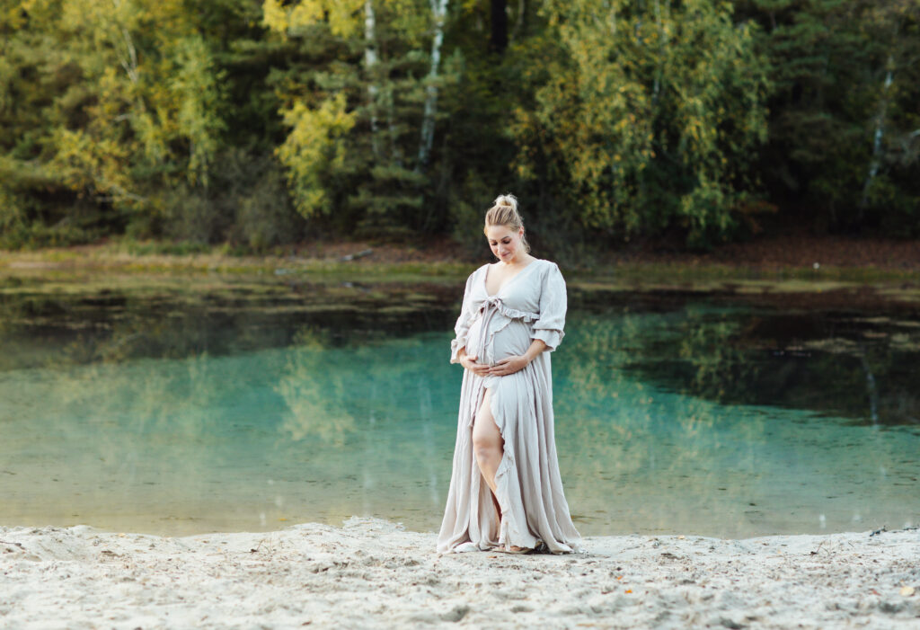Babybauchshooting in der Nähe von Celle