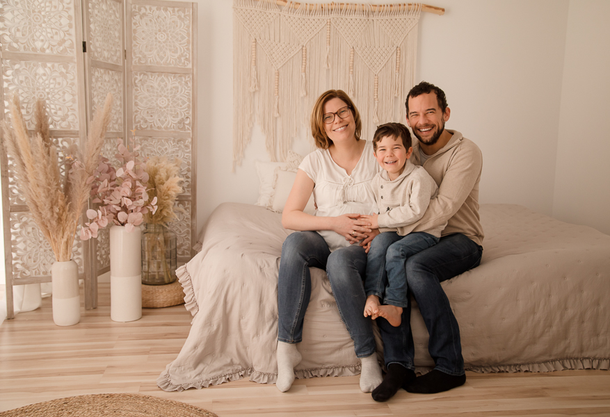 Babybauchshooting im Studio