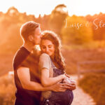 Babybauchshooting zum Sonnenuntergang