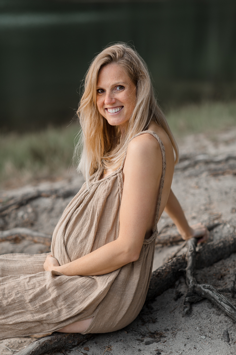 Babybauchshooting am See - Celle - Lüneburger Heide-16