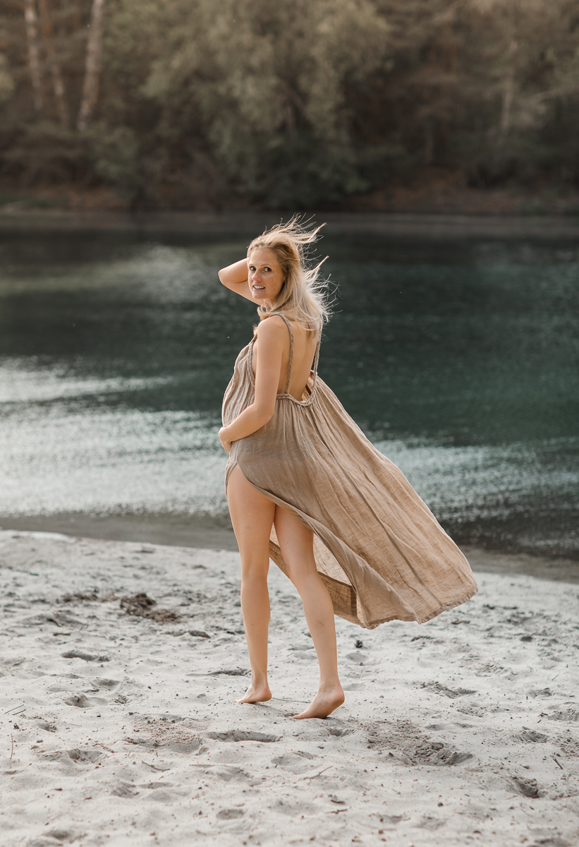 Babybauchshooting am See - Celle - Lüneburger Heide-22